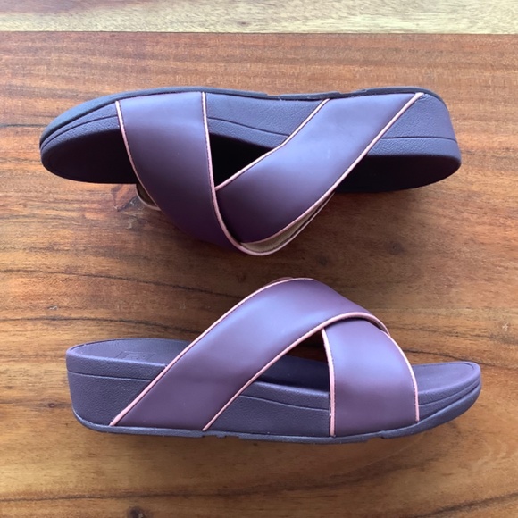 NWT Fitflop Lulu criss-cross slides size 8 - available until July 15 - Picture 4 of 10